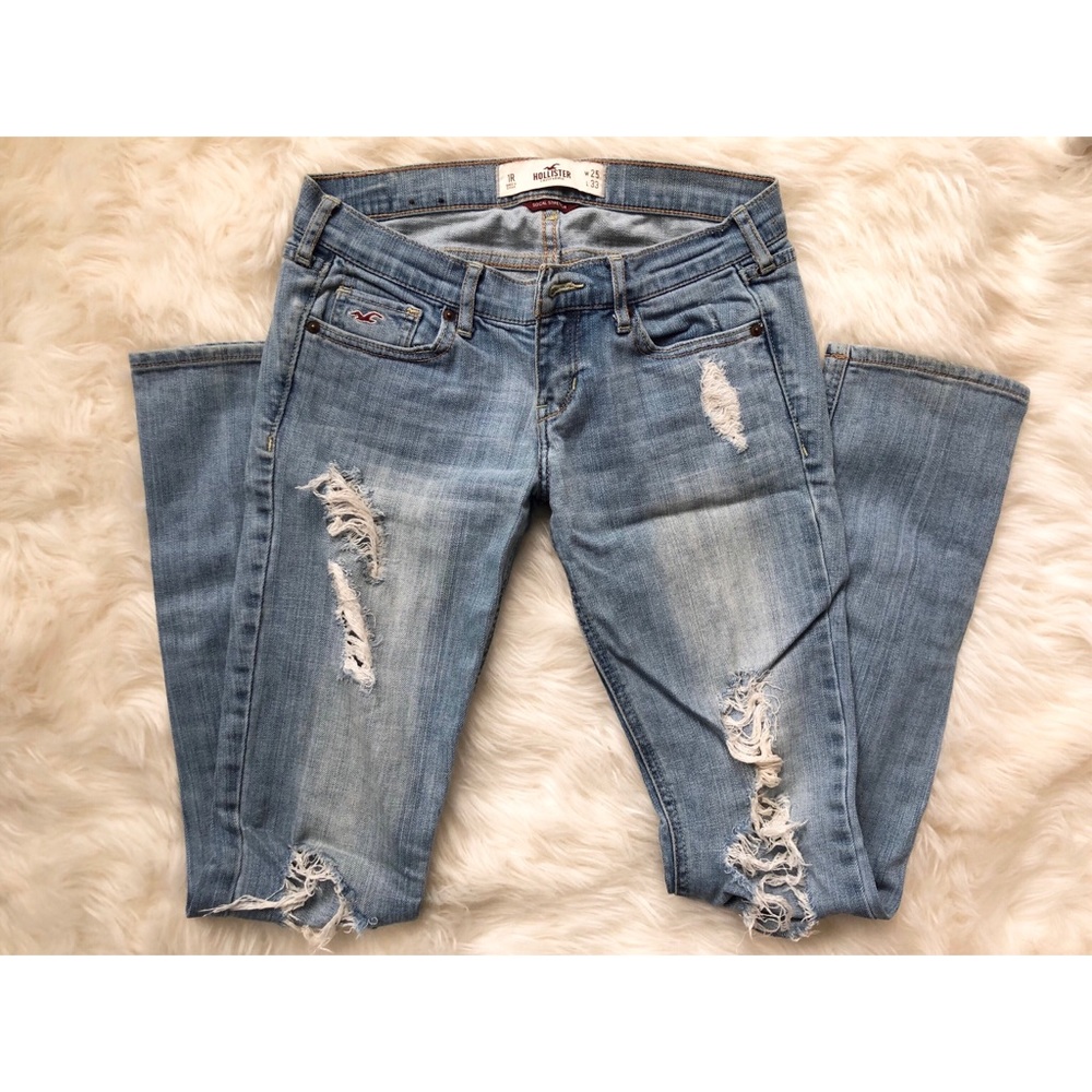 Hollister distressed “Laguna Skinny” jeans